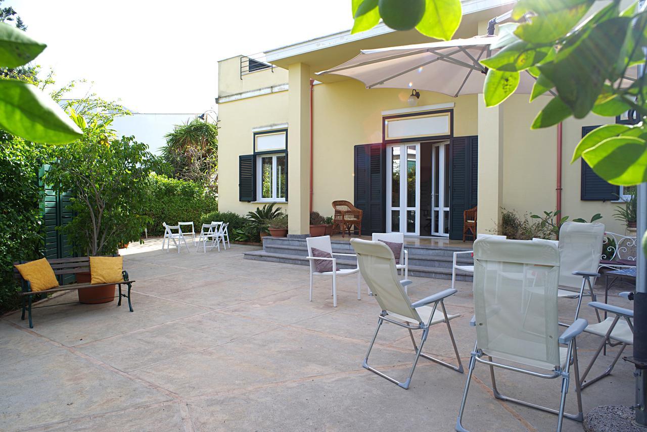Villa Flores, Un'Oasi Nel Cuore Di Mondello Esterno foto